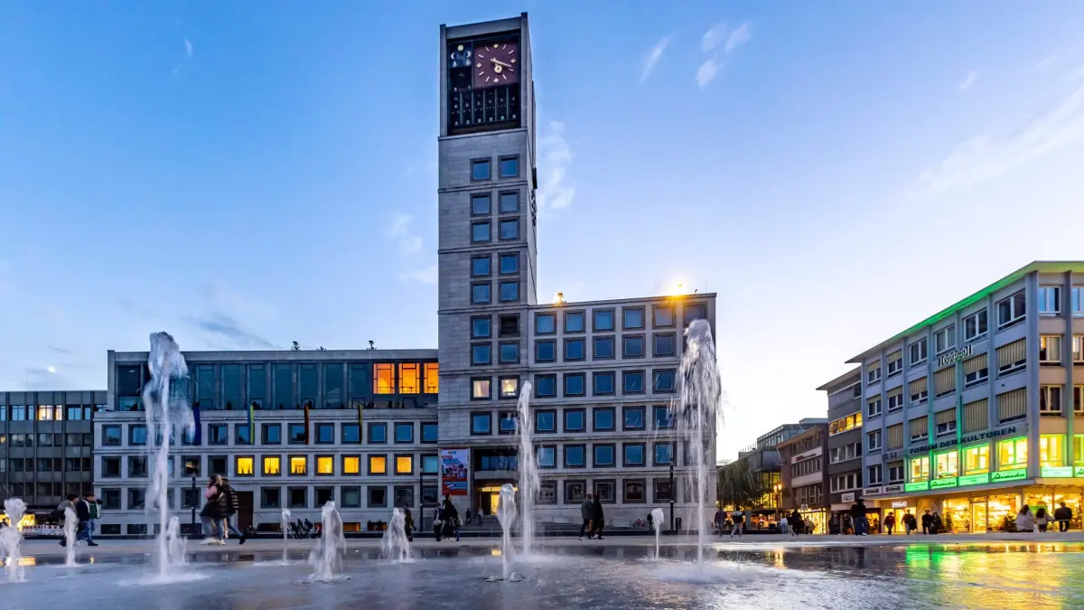 Das Rathaus in Stuttgart - was wird hier verdient?