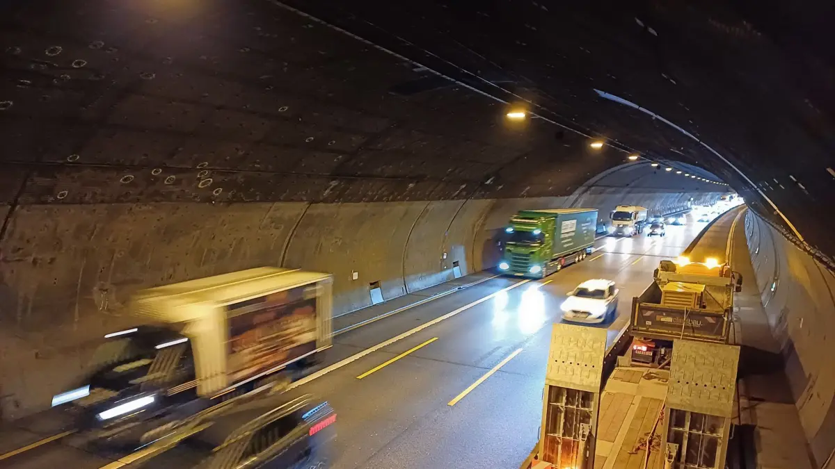 Engelbergtunnel Engelberg-Basistunnel Baustelle Verkehr Leonberg Gerlingen Autobahn Oströhre A81