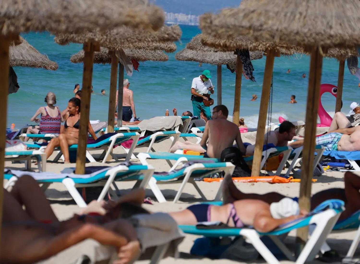 Viele Touristen hat die Reisewarnung der Bundesregierung kalt erwischt.