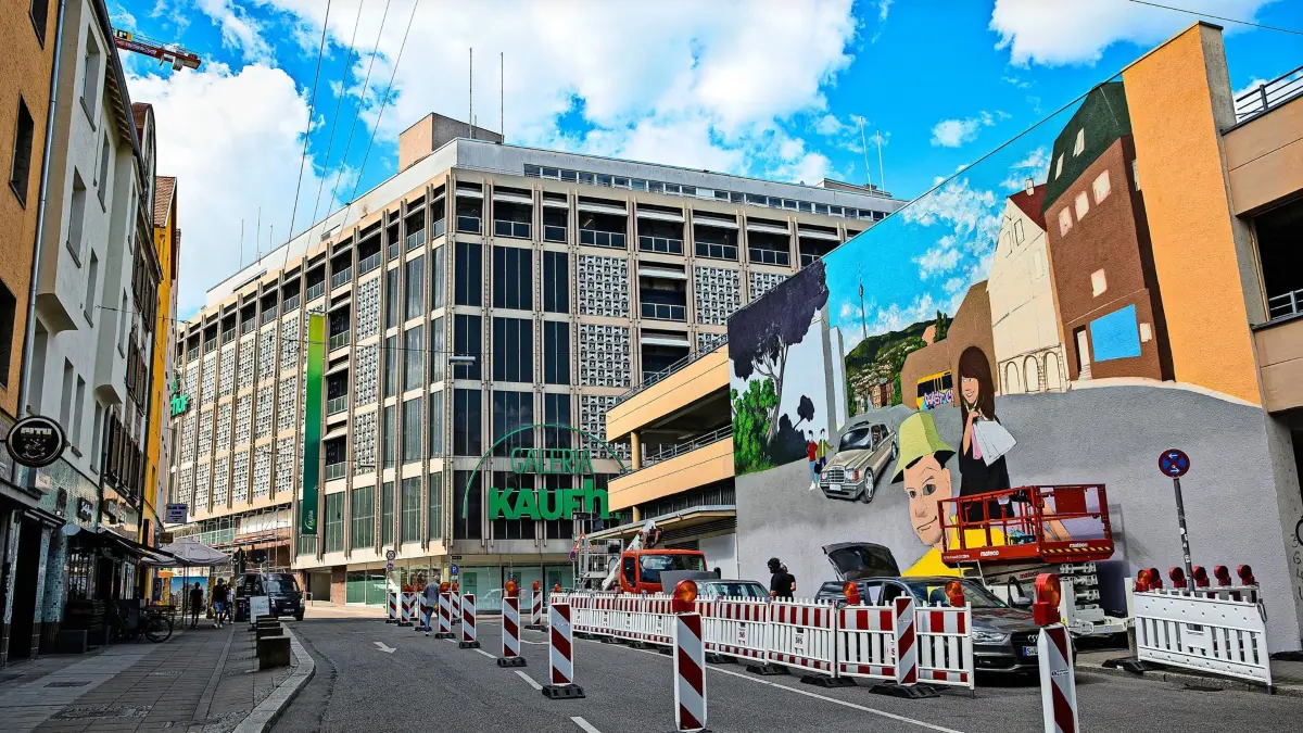 Blick auf das Areal der Galeria Kaufhof an der RotebŸhlstrasse/Eberhardstrasse.
Die BŠnke Signa Gruppe hat das Areal gekauft und es gibt Streitigkeiten mit der Stadt Stuttgart.