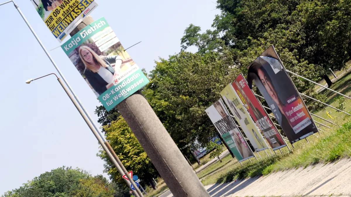 Landtagswahl 2024: Wahlplakate am Sachsendanm in Weißwasser