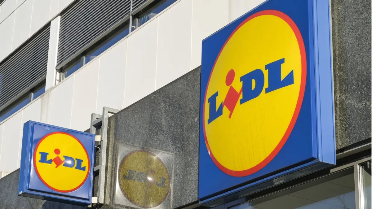 Lidl Markt, Berlin, Deutschland *** Lidl store, Berlin, Germany