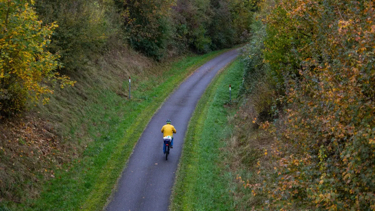 Wäschenbeuren Zustand Stauferlandradweg Radweg Bahntrasse