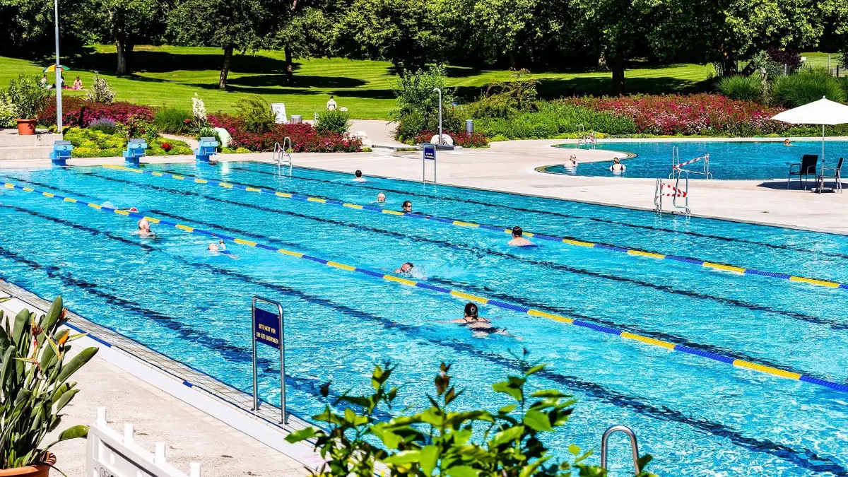 23.06.2020: Badestart im Wellarium Steinheim mit Coronabeschränkungen. Symbolbilder aus dem Freibad.
Foto: KS-Images.de / Karsten Schmalz