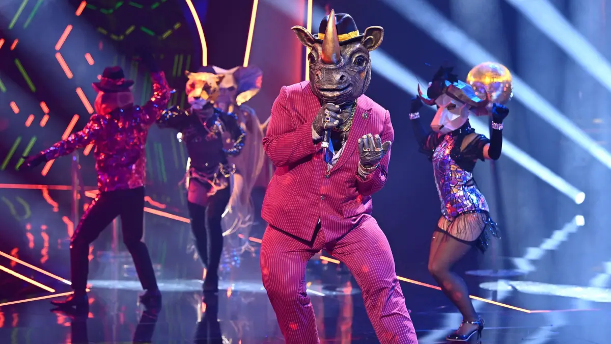 In der ersten Show von „The Masked Singer“ im November 2024 musste das Nashorn seine Maske abnehmen.