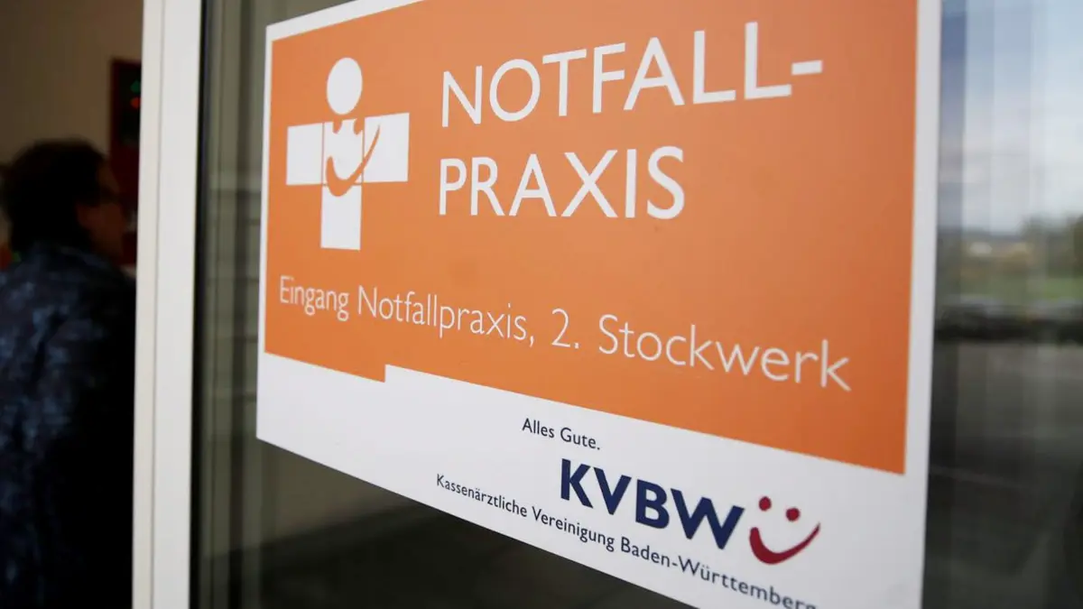Die Notfallpraxen sind oft an den Kliniken angesiedelt, werden aber von der Kassenärztlichen Vereinigung betrieben.