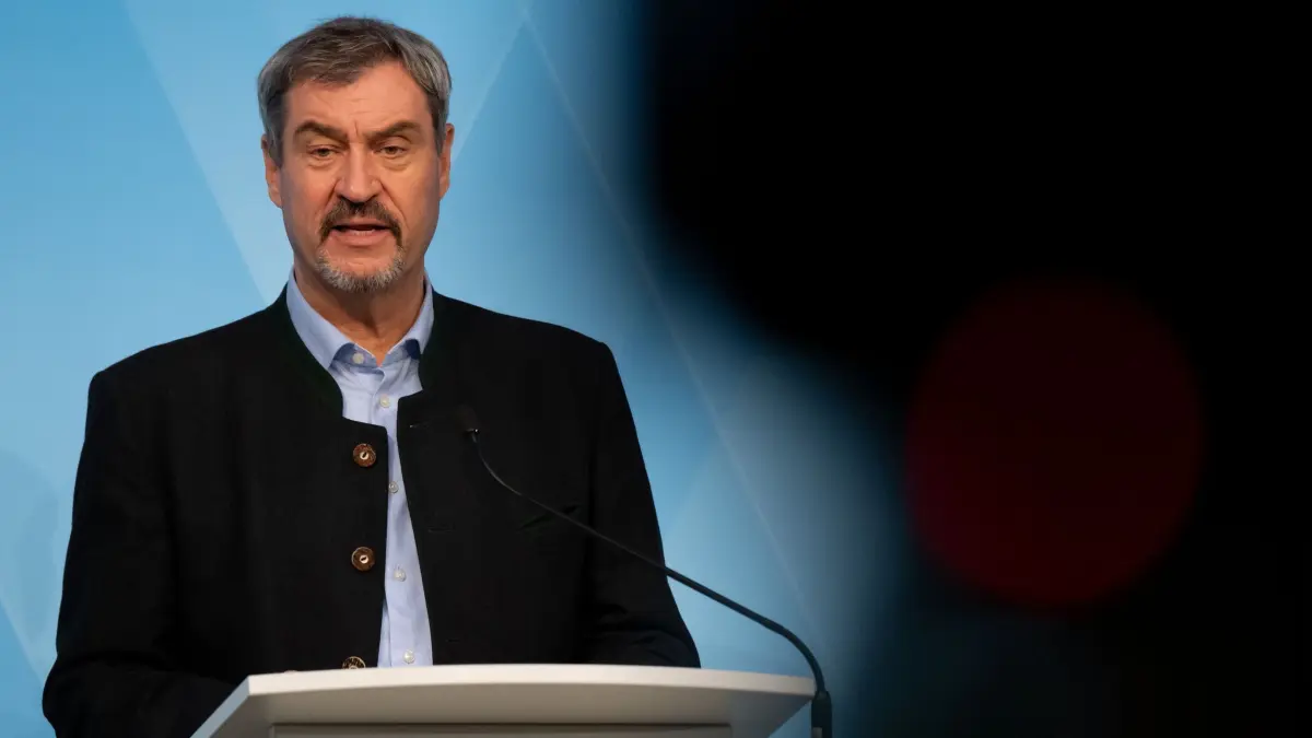 Kanzlerwahl - Pressestatement CSU: 06.05.2025, Bayern, München: Markus Söder (CSU), Ministerpräsident von Bayern, gibt ein Pressestatement. Kanzlerkandidat Merz ist bei der Kanzlerwahl im Bundestag im ersten Wahlgang durchgefallen. Foto: Sven Hoppe/dpa +++ dpa-Bildfunk +++