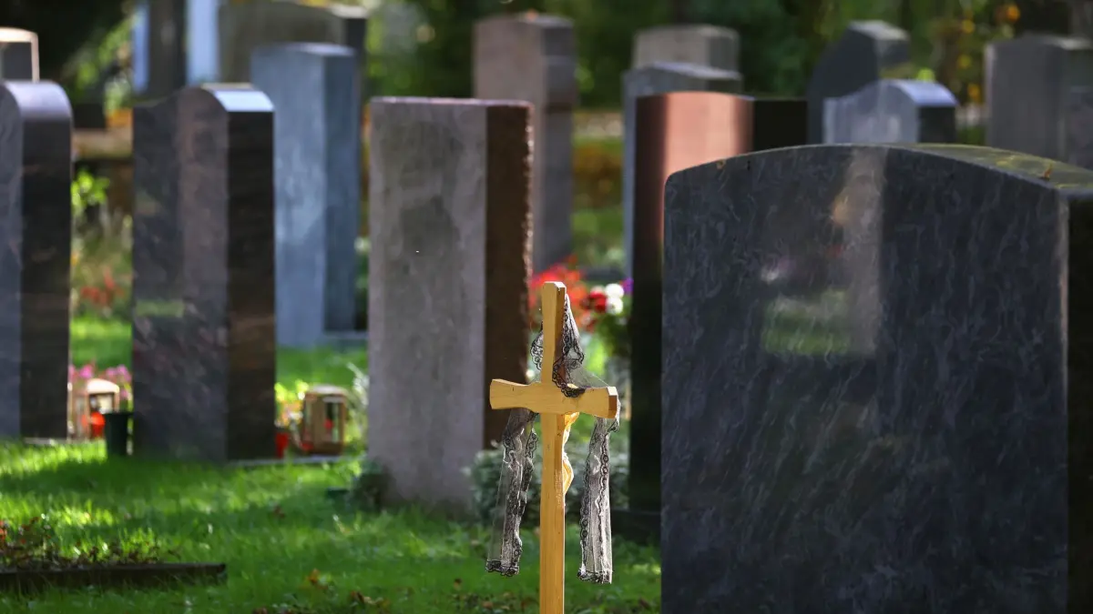 Symbolbild Friedhof