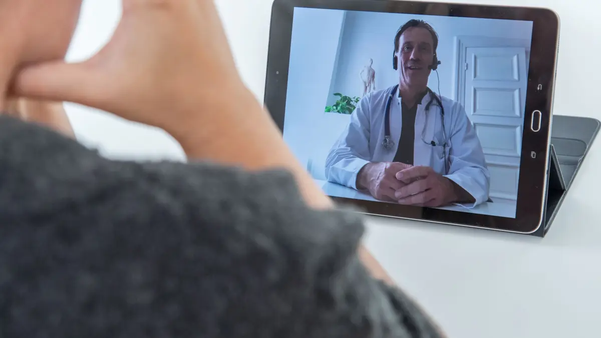 Krankenkasse: Zahl der Videosprechstunden hat zugenommen: ARCHIV - 20.09.2018, Berlin: Videosprechstunden in Rheinland-Pfalz auf dem Vormarsch: TK verzeichnet Rekordzahlen bei digitalen Arztbesuchen. (zu dpa: «Krankenkasse: Video-Sprechstunden gefragter denn je») Foto: Christin Klose/dpa +++ dpa-Bildfunk +++