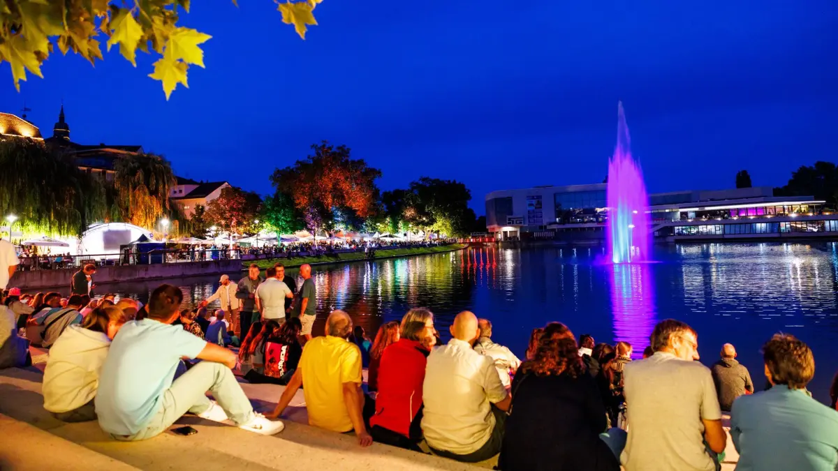 Böblingen, Schlemmen am See, Eröffnungsabend, Feuerwerk