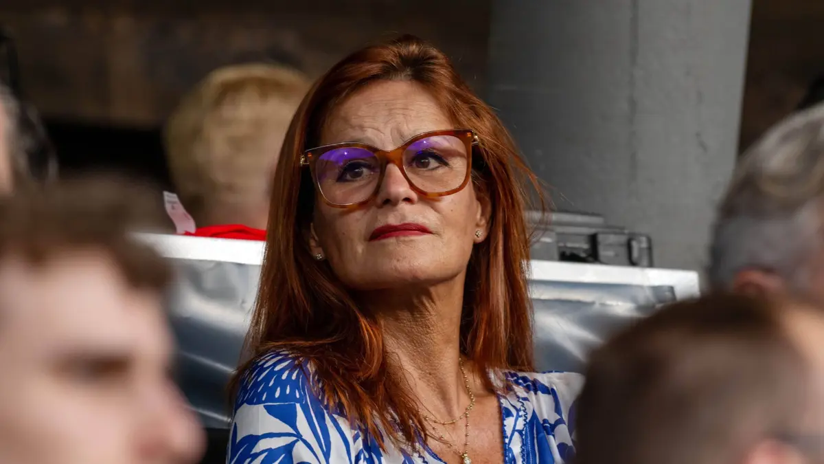 Andrea Berg Schlagersängerin. xettx, Deutschland, Aspach, 15.08.2025, Fussball, DFB-Pokal: SG Sonnenhof Grossaspach vs Bayer 04 Leverkusen, Saison 2025/2026, 1. Hauptrunde, WIRmachenDRUCK Arena *** Andrea Berg pop singer xettx, Germany, Aspach, 15 08 2025, Soccer, DFB Cup SG Sonnenhof Grossaspach vs Bayer 04 Leverkusen, Season 2025 2026, 1 Main Round, WIRmachenDRUCK Arena
