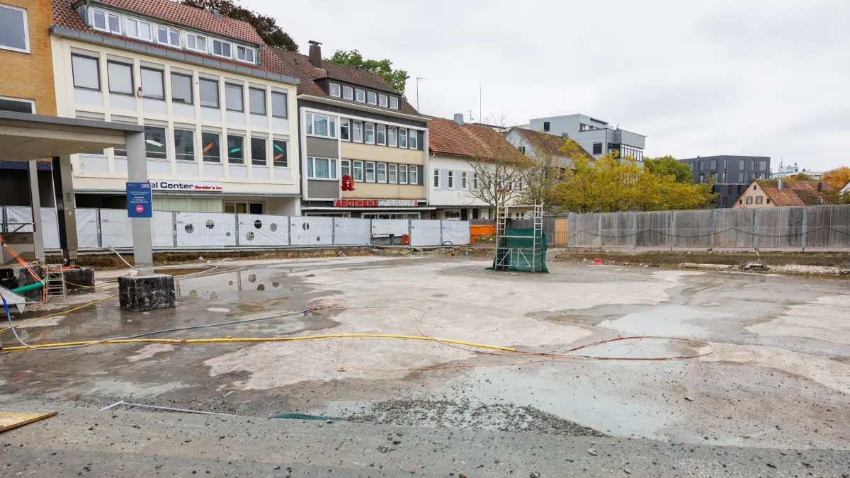 Sindelfingen, Marktplatz, Wie ist der Stand bei der Sanierung der Tiefgarage Marktplatz in Sindelfingen? Wir sind bei der Baustellenbesichtigung dabei.