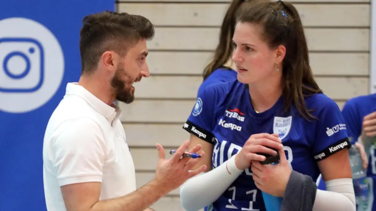 Volleyball Damen 1. Bundesliga Binder Blaubären Flacht - USC Münster
Manuel Hartmann , Frauke Neuhaus