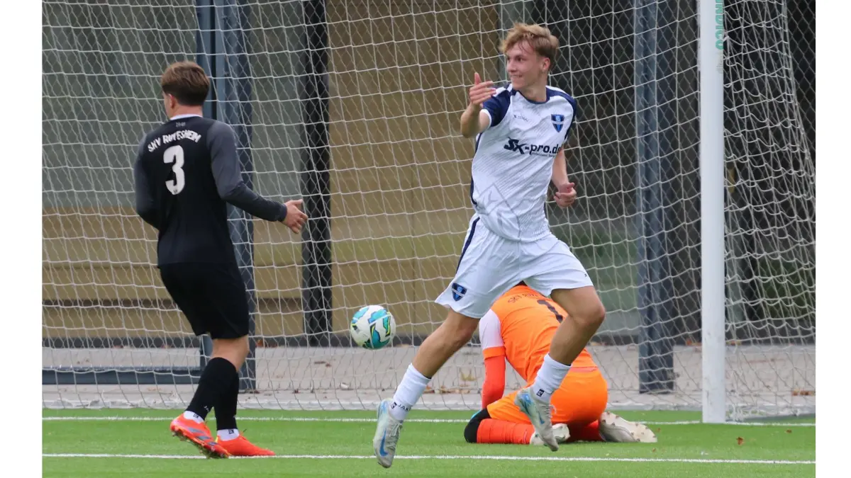 Fußball Kreisliga A 2 FC Gerlingen - SKV Rutesheim II
1-1 Torjubel Marvin Mieck