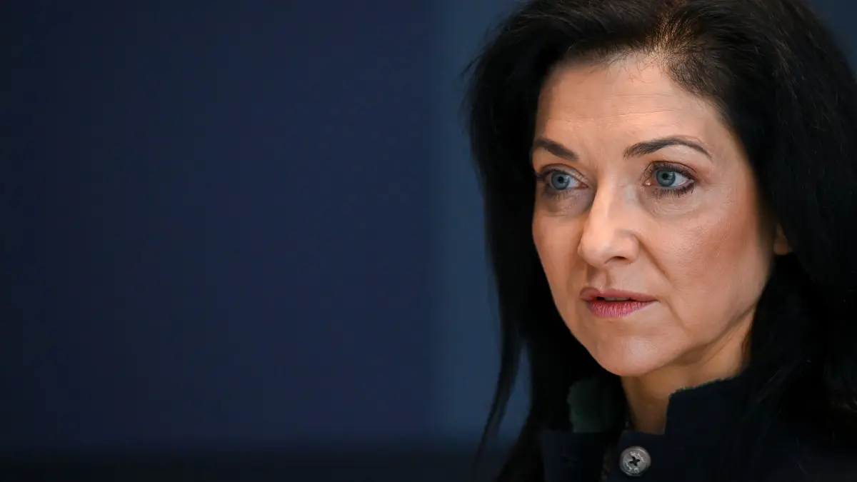 Wirtschaftsministerin Reiche: 06.02.2026, Bayern, Planegg: Bundeswirtschaftsministerin Katherina Reiche (CDU) besucht das Biotechnologieunternehmen Tubulis und gibt ein Pressestatement. (zu dpa: «Reiche fordert schnelle Steuerentlastungen») Foto: Sven Hoppe/dpa +++ dpa-Bildfunk +++
