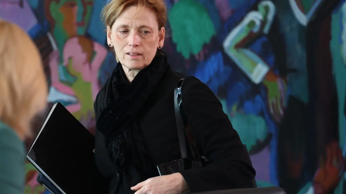 German Minister for Education, Family, Senior Citizens, Women and Youth Karin Prien arrives for the weekly cabinet meeting at the Chancellery in Berlin on April 22, 2026. (Photo by Odd ANDERSEN / AFP)