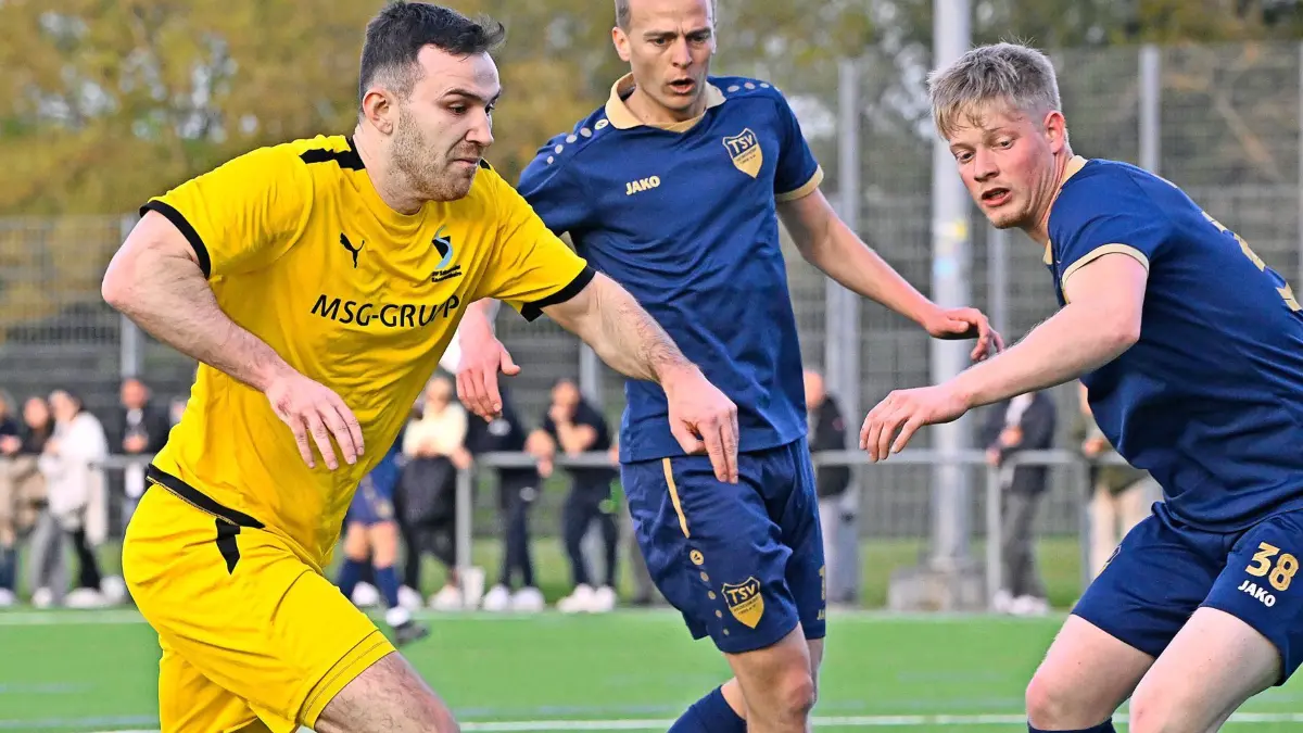 SV Salamander Kornwestheim - TSV Heimsheim; SVK; Herren; Bezirkspokal E/M; Fussball; Bezirksliga E/M;
SVK (gelb): Nico Schürmann
