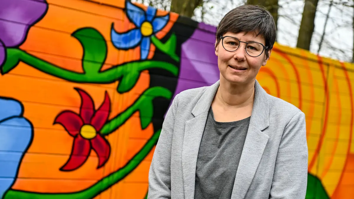 Ostfildern: Karen Sämann leitet seit einem Jahr die Kiju in Ostfildern - was läuft bei ihr anders, wo liegen die Probleme des einmaligen Modells der Stadt Ostfildern und des Kreisjugendrings Esslingen.