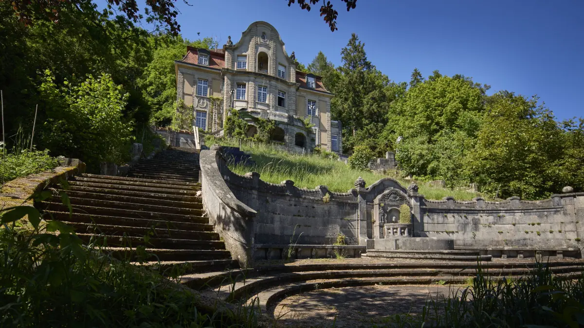 KEINEN AUSSCHNITT MACHEN Garten der Villa Franck: KEINEN AUSSCHNITT MACHEN
Murrhardt, DEU, 22.05.2026
Garten der Villa Franck
No model release. Kein Einverständnis für Werbung, keine Weitergabe an Dritte.
Abgebildete Personen haben der Veröffentlichung in der STZN zugestimmt.