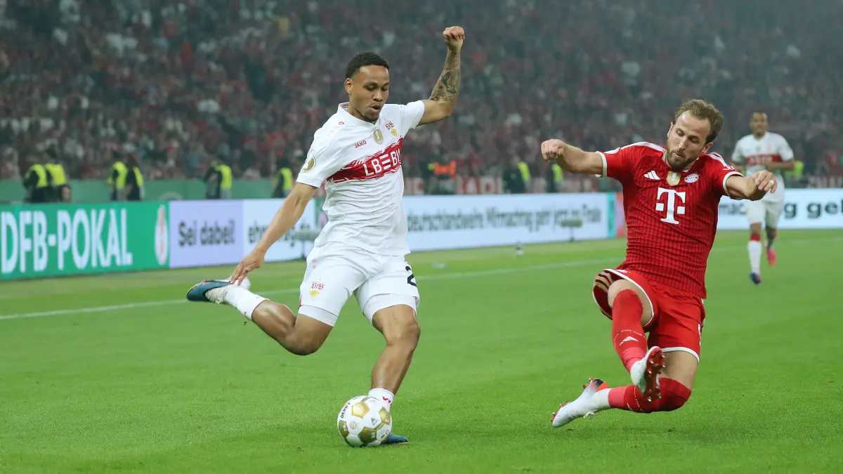 Fußball DFB Pokal Finale FC Bayern München vs. VfB Stuttgart : BAU // Berlin , Fußball DFB Pokal Finale 2026 , FC Bayern München vs. VfB Stuttgart , von links: Nikolas Nartey ( VfB ) / Harry Kane ( Bayern )