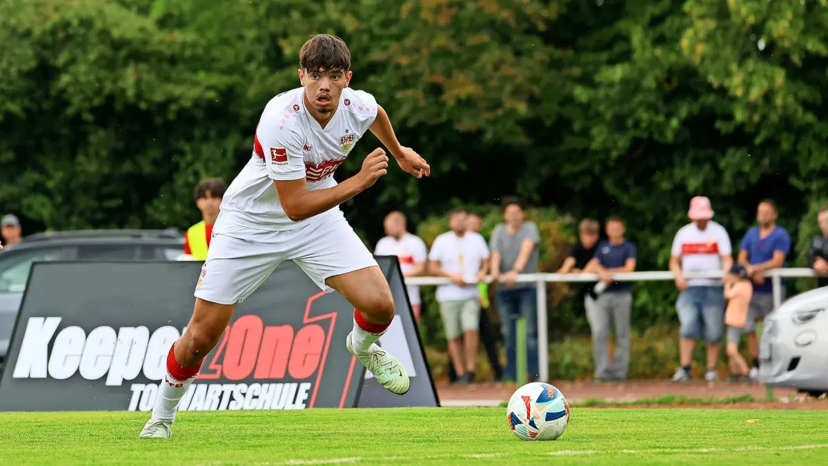 BAU // Fellbach , Fußball Testspiel SV Fellbach vs. VfB Stuttgart , Mirza Catovic (VfB)