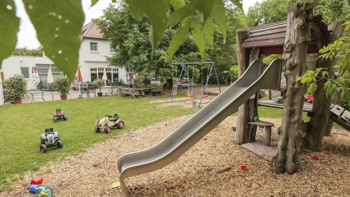 Schillerhöhe: Gerlingen - Kinderfreundliche Restaurant Schillerhöhe