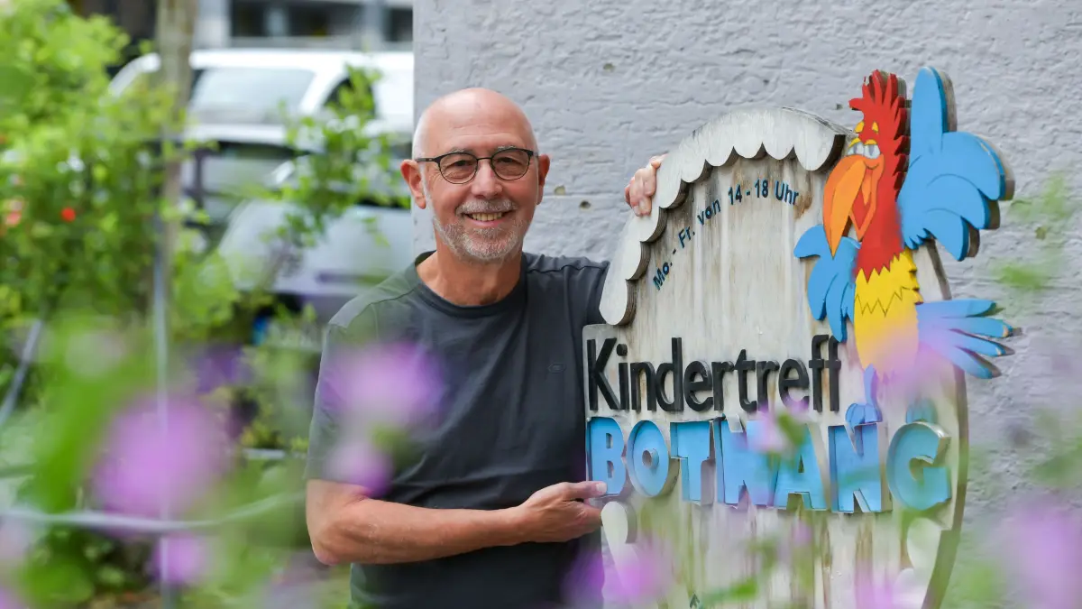 Alberto Company, Kindertreff : Stuttgart, Nach über 30 Jahren verlässt Alberto Company den Kindertreff in Botnang - das Ende einer Ära. Ein Porträt.