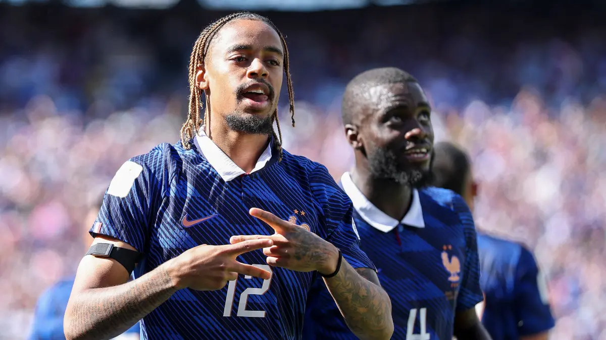 France v Senegal: Group I - FIFA World Cup 2026: EAST RUTHERFORD, NEW JERSEY - JUNE 16: Bradley Barcola #12 of France celebrates scoring his team's second goal during the FIFA World Cup 2026 Group I match between France and Senegal at New York New Jersey Stadium on June 16, 2026 in East Rutherford, New Jersey. Dan Mullan/Getty Images/AFP (Photo by Dan Mullan / GETTY IMAGES NORTH AMERICA / Getty Images via AFP)