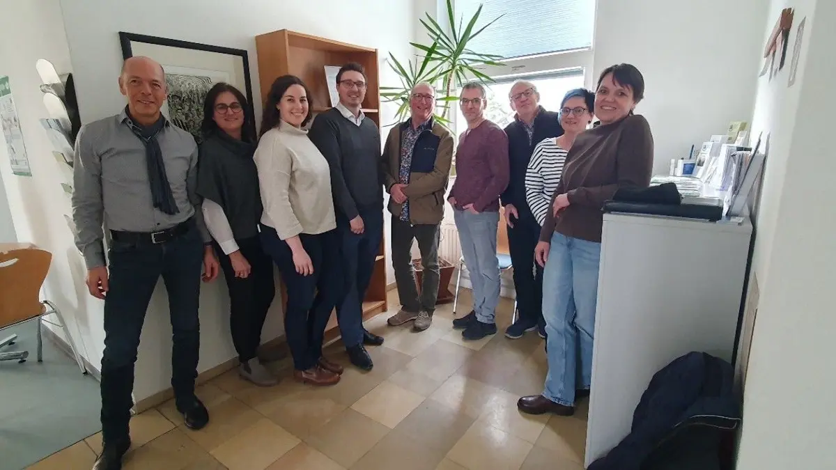 Die Vertreterinnen und Vertreter der Diakoniestationen im Rems-Murr-Kreis: Thomas Nehr, Natascha Bobleter, Jennifer Reich, Daniel Herzog, Frank Kissling, Holger Engelbart, Arndt Hubschneider, Sina Krüger und Stefanie Faas. Es fehlen Christian Müller, Vanessa Binder und Gaby Schröder.