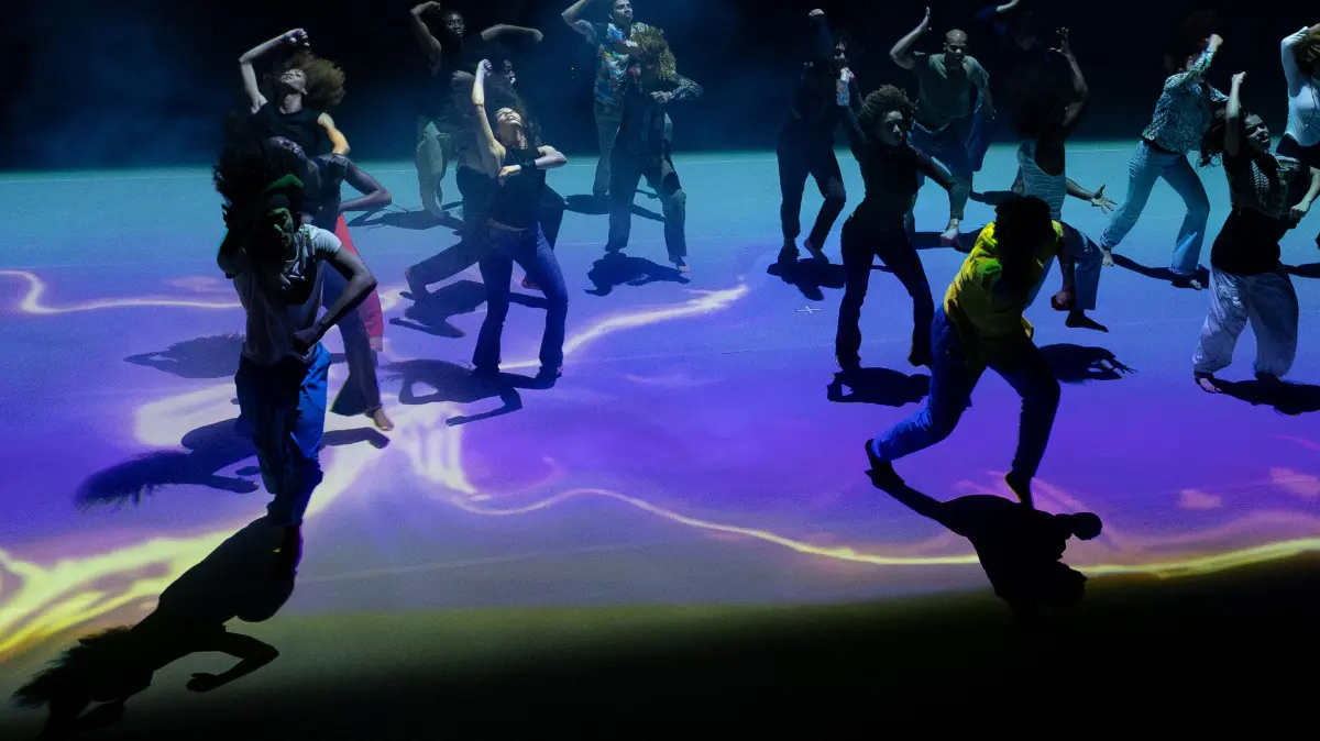 Danza Contemporánea de Cuba tanzt "Rain Maiden"