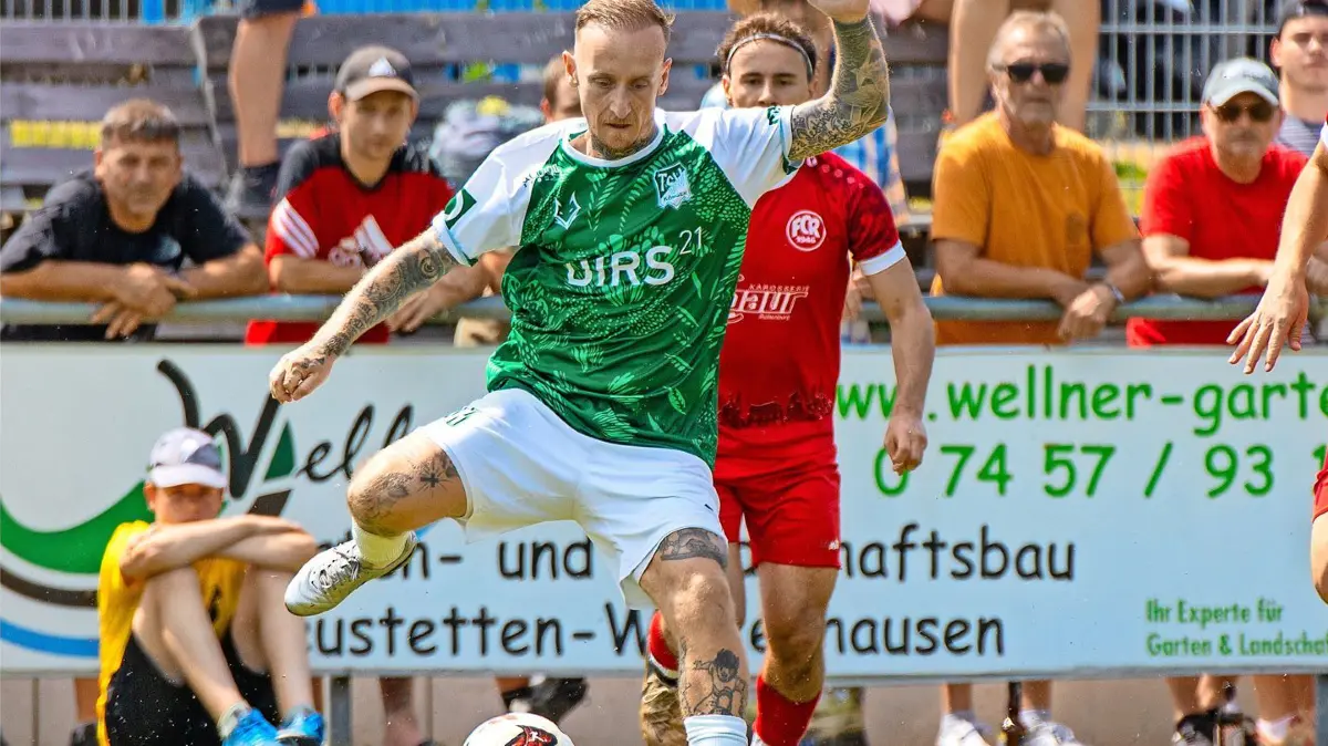 FC Rottenburg - TSV Köngen: Yannik Kögler (TSV Köngen)