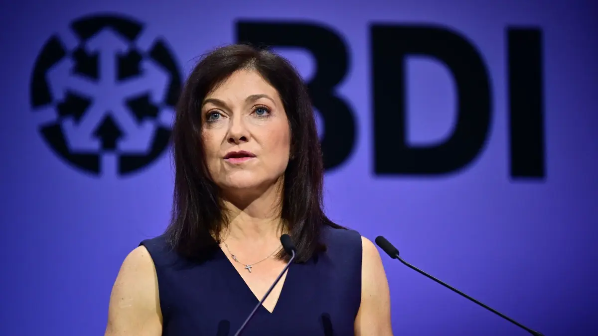 Tag der Industrie 2026: 23.06.2026, Berlin: Katherina Reiche (CDU), Bundesministerin für Wirtschaft und Energie, spricht während des Tags der Industrie 2026 des Bundesverbandes der Deutschen Industrie. (zu dpa: «Reiche: Reformkurs gehen - «auch wenn es unangenehm wird»») Foto: Sebastian Gollnow/dpa +++ dpa-Bildfunk +++