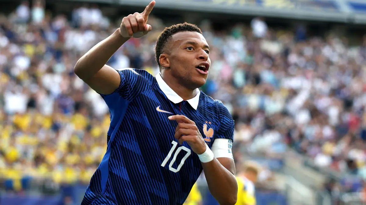 France v Sweden: Round Of 32 - FIFA World Cup 2026: EAST RUTHERFORD, NEW JERSEY - JUNE 30: Kylian Mbappe #10 of France celebrates scoring his team's third goal during the FIFA World Cup 2026 Round Of 32 match between France and Sweden at New York New Jersey Stadium on June 30, 2026 in East Rutherford, New Jersey. Al Bello/Getty Images/AFP (Photo by AL BELLO / GETTY IMAGES NORTH AMERICA / Getty Images via AFP)