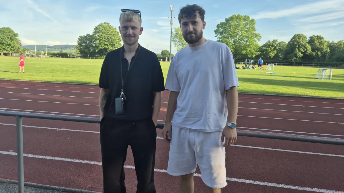 Luis (links) und Silas Puppa, TSV Schmiden, Fußball