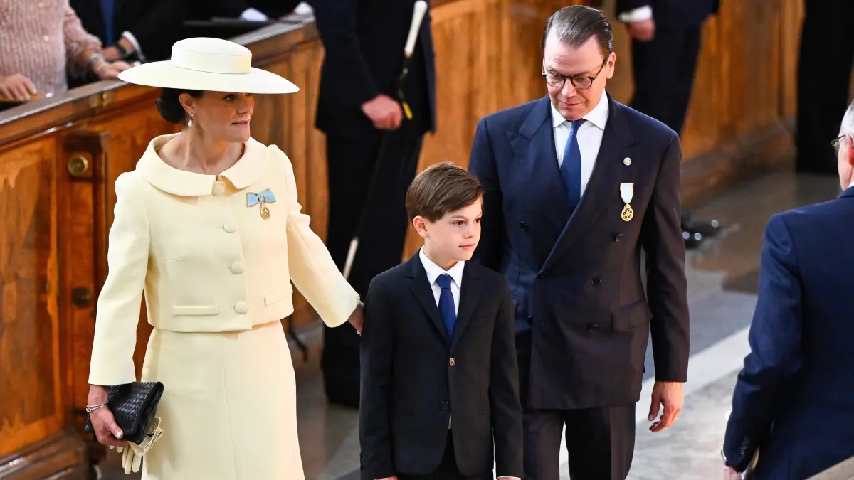 Die schwedische Kronprinzessin Victoria, Prinz Oscar und Prinz Daniel nehmen am Te-Deum-Dankgottesdienstes in der Königlichen Kapelle teil. Anlass ist die goldene Hochzeit des Königspaares. +++ dpa-Bildfunk +++