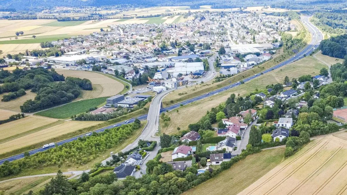 Gewerbegebiet: Friolzheim - ein geplantes Gewerbegebiet bei Friolzheim, oberhalb der A8