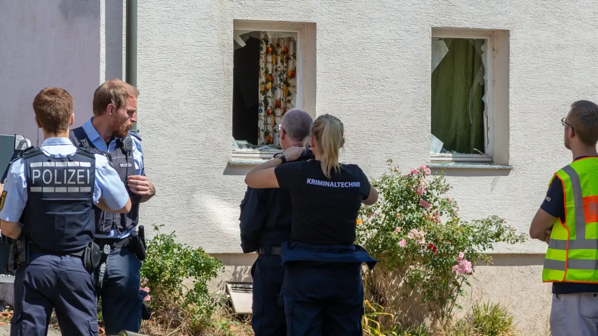 Brand Mehrparteienhaus Ingersheim Hauptstraße, Foto: Andreas Essig