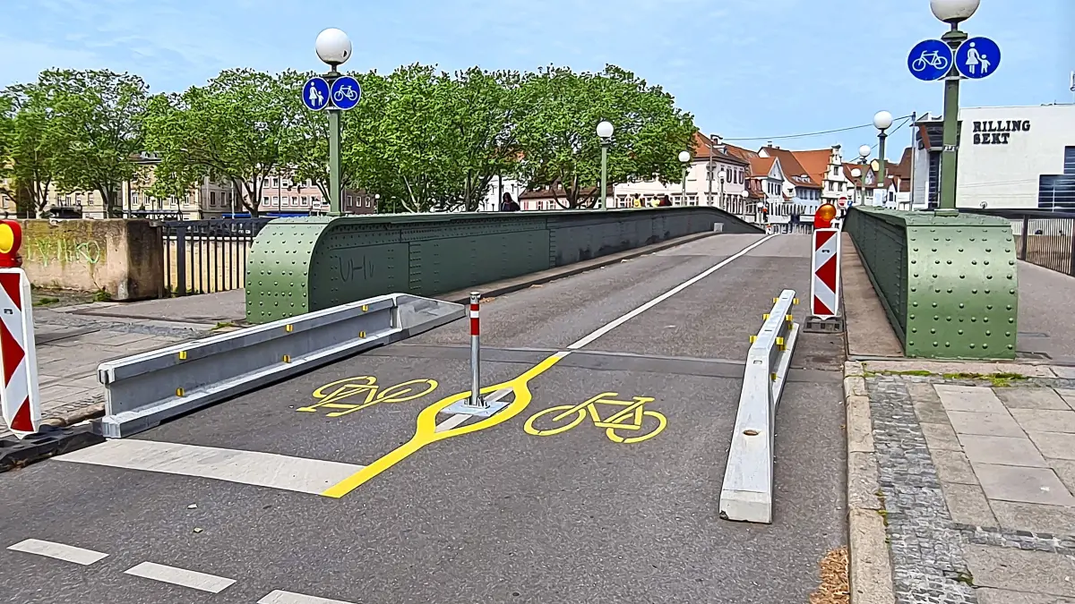 Die Wilhelmsbrücke in Bad Cannstatt ist seit Ende 2025 gesperrt.