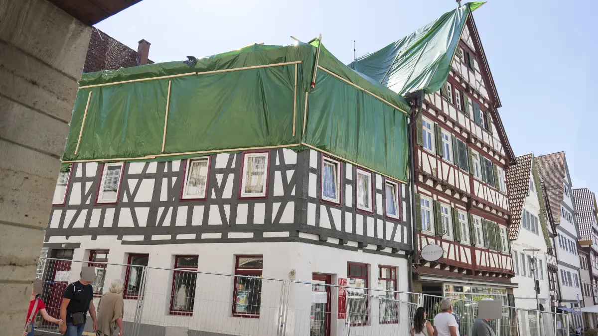 Fachwerkhäuser: Leonberg - Das sind die bekanntesten Fachwerkhäuser in Leonberg Im Bild: Marktplatz 28