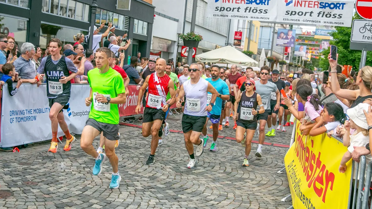 foto: Roberto Bulgrin
05. 07. 2026
Esslingen, Esslinger Zeitung Lauf