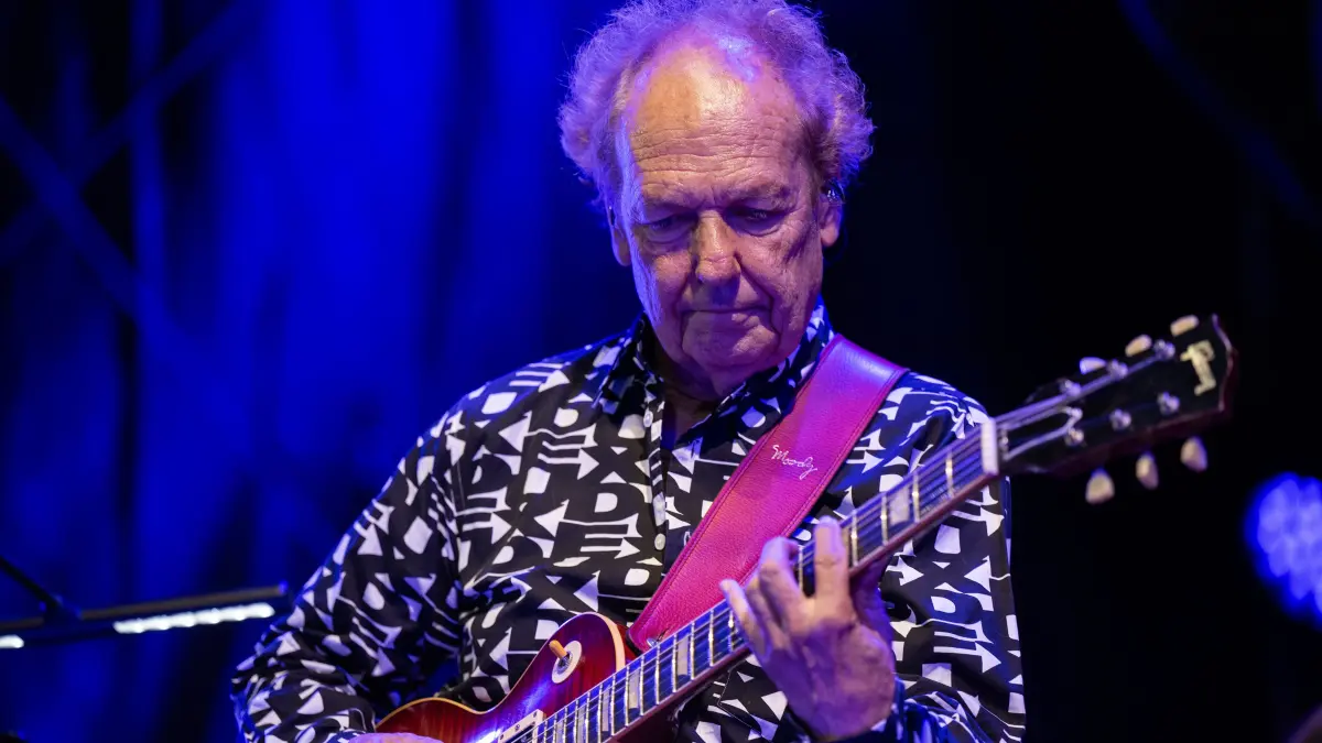 Lee Ritenour beim Auftritt am Samstag in Stuttgart