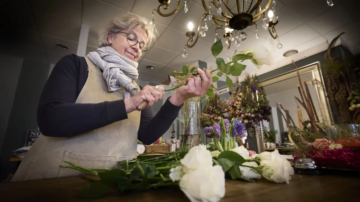 KEINEN AUSSCHNITT MACHEN
Fellbach, DEU, 04.02.2026
SH Naturwerkstatt & Blumenbinderei von Frau Heid.
No model release. Kein Einverständnis für Werbung, keine Weitergabe an Dritte.
Abgebildete Personen haben der Veröffentlichung in der STZN zugestimmt.