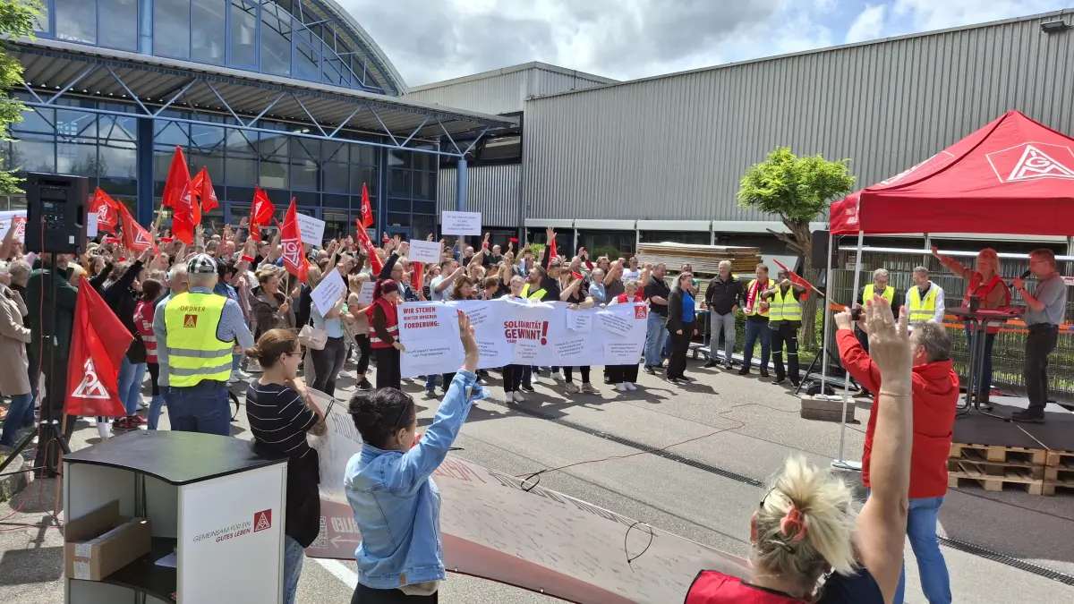 Demonstration bei Firma Nicolay in Nagold
