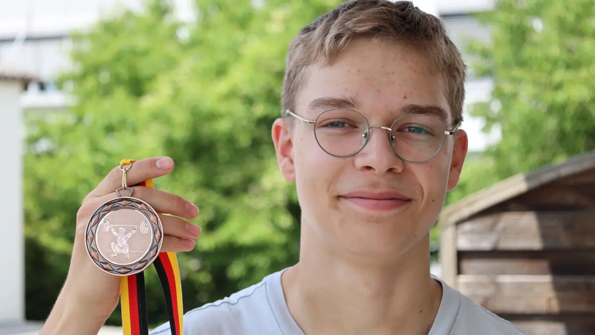 Niklas Käfer, SV Fellbach, Gewichtheben, internationale deutsche Meisterschaften