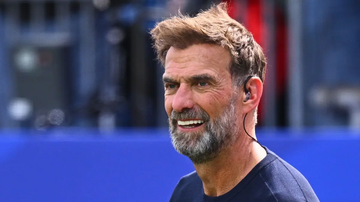 WM 2026 - Frankreich - Marokko: 09.07.2026, USA, Foxborough: Fußball, Männer, WM 2026, Frankreich - Marokko, Finalrunde, Viertelfinale, Boston -Stadion in Foxborough, Jürgen Klopp, TV-Experte für MagentaTV, vor dem Spiel. ACHTUNG: Gemäß den Auflagen der FIFA dürfen die Bilder ausschließlich zur redaktionellen Verwendung genutzt werden. Eine kommerzielle Nutzung ist ausgeschlossen. Zudem dürfen keine videoähnlichen Sequenzen erstellt werden, und es dürfen keine Veränderungen weder im Vordergrund noch im Hintergrund am Bild vorgenommen werden. Foto: Tom Weller/dpa +++ dpa-Bildfunk +++