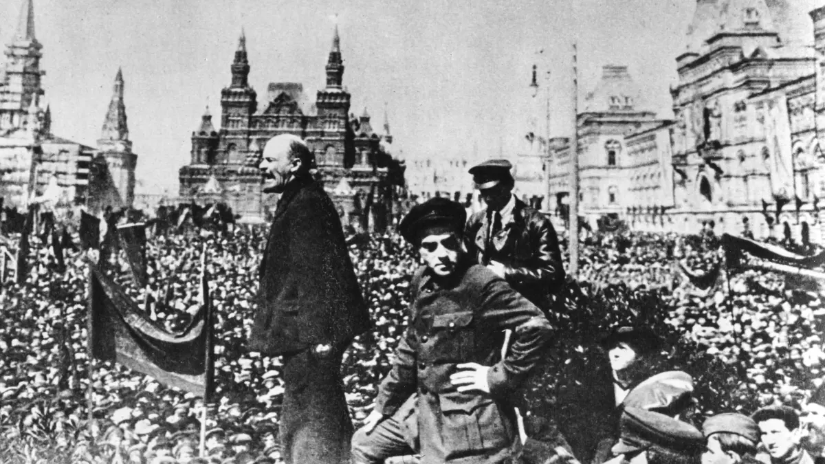 Jenen Wladimir Iljitsch Lenin, der die sowjetische Spielart des Sozialismus begründete.