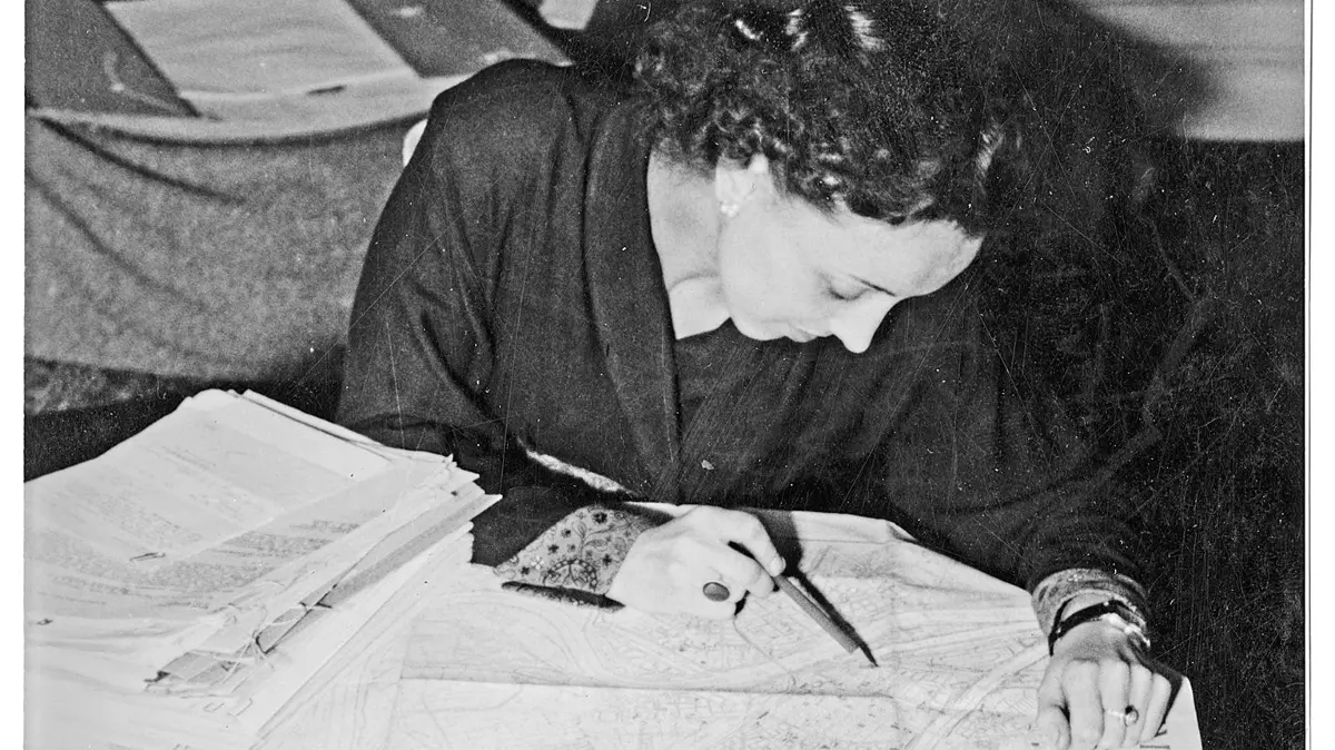 In der Ausstellung ist auch der Mannheimer Postraub von 1949 ein Thema. Kriminalassistentin Inge Lothmann war damals als erste Frau in Deutschland undercover im Einsatz, um Hinweise zu den Tätern zu sammeln.