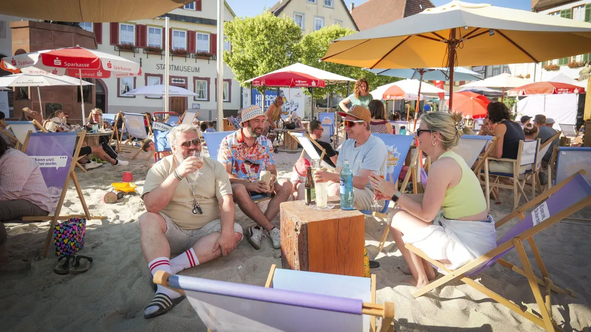 Strandsommer: Weil der Stadt Weilderstadt - Strandsommer in Weil der Stadt ist offiziell eröffnet, ohne Volleyball und ohne Live Musik