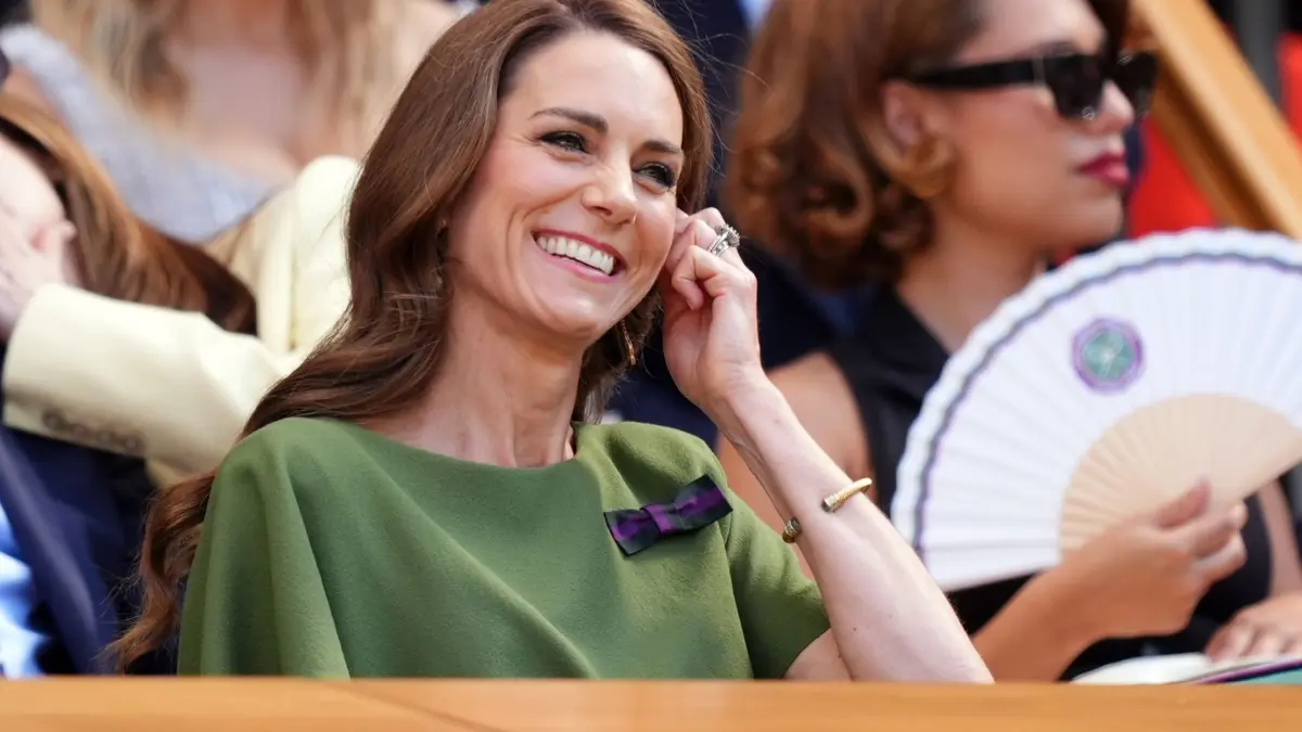 Wimbledon 2026: 12.07.2026, Großbritannien, London: Tennis: Grand Slam/ATP-Tour - Wimbledon, Einzel, Männer, Finale, Sinner (Italien) - Zverev (Deutschland), Kate, Prinzessin von Wales in der Royal Box beim Finale. Foto: Mike Egerton/PA Wire/dpa - ACHTUNG: Nur zur redaktionellen Verwendung und nur mit vollständiger Nennung des vorstehenden Credits +++ dpa-Bildfunk +++