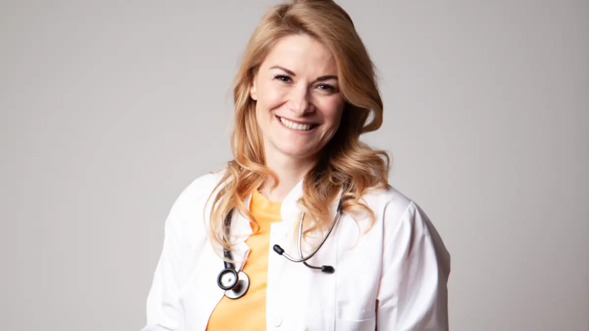 Julia Rehme-Röhrl, Notärztin